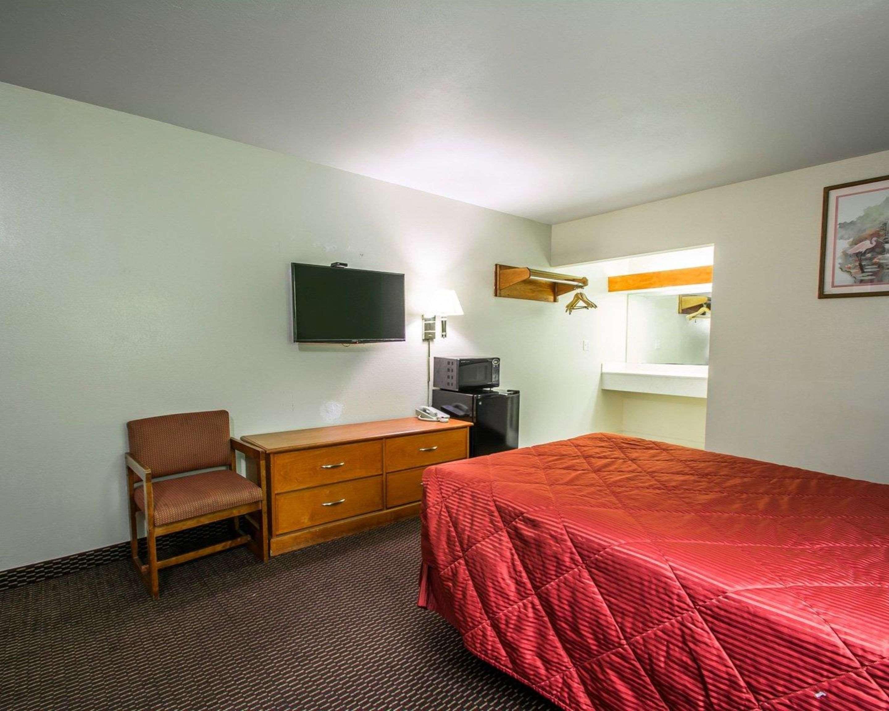 Rodeway Inn Fort Pierce I-95 Exterior foto