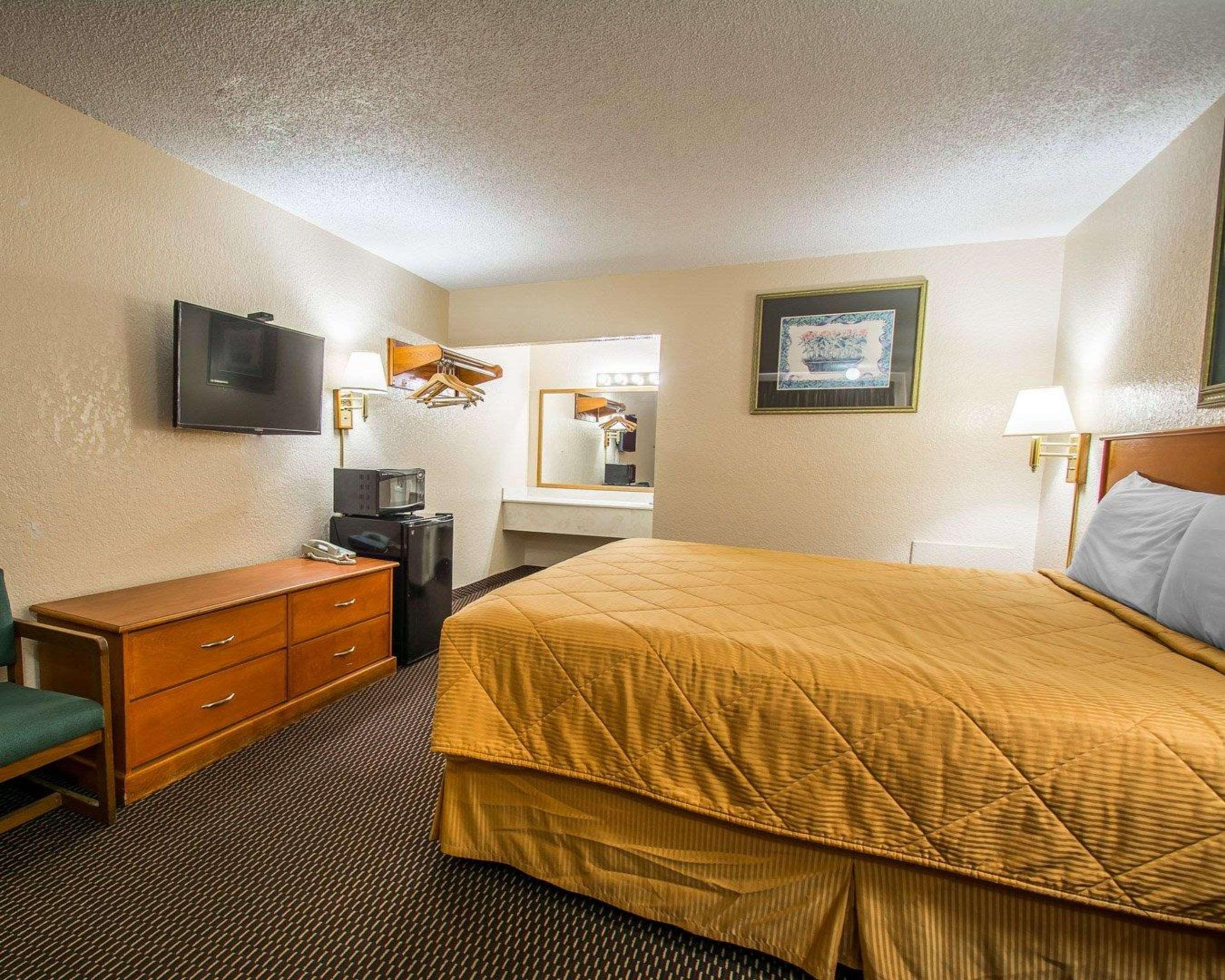 Rodeway Inn Fort Pierce I-95 Exterior foto