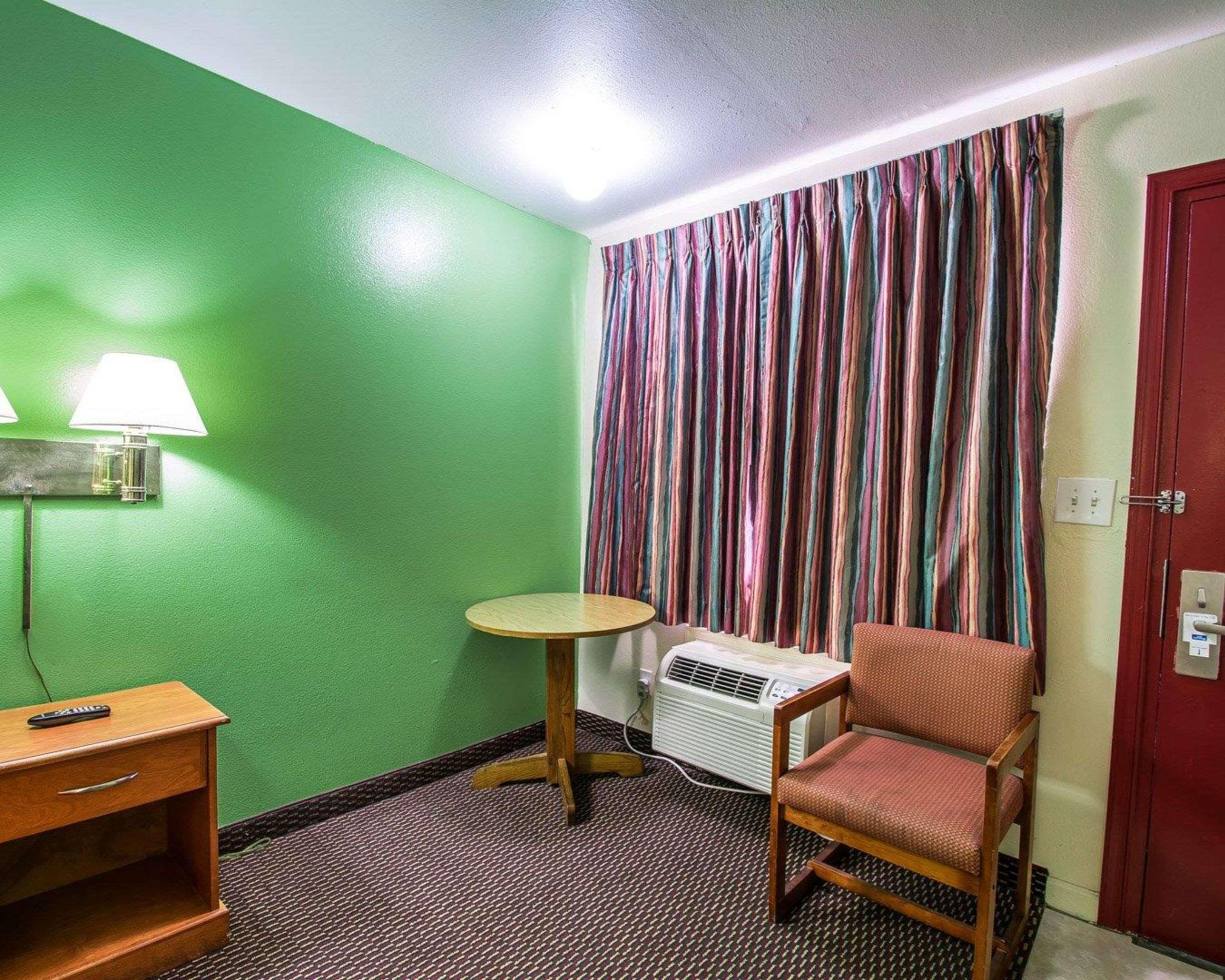 Rodeway Inn Fort Pierce I-95 Exterior foto