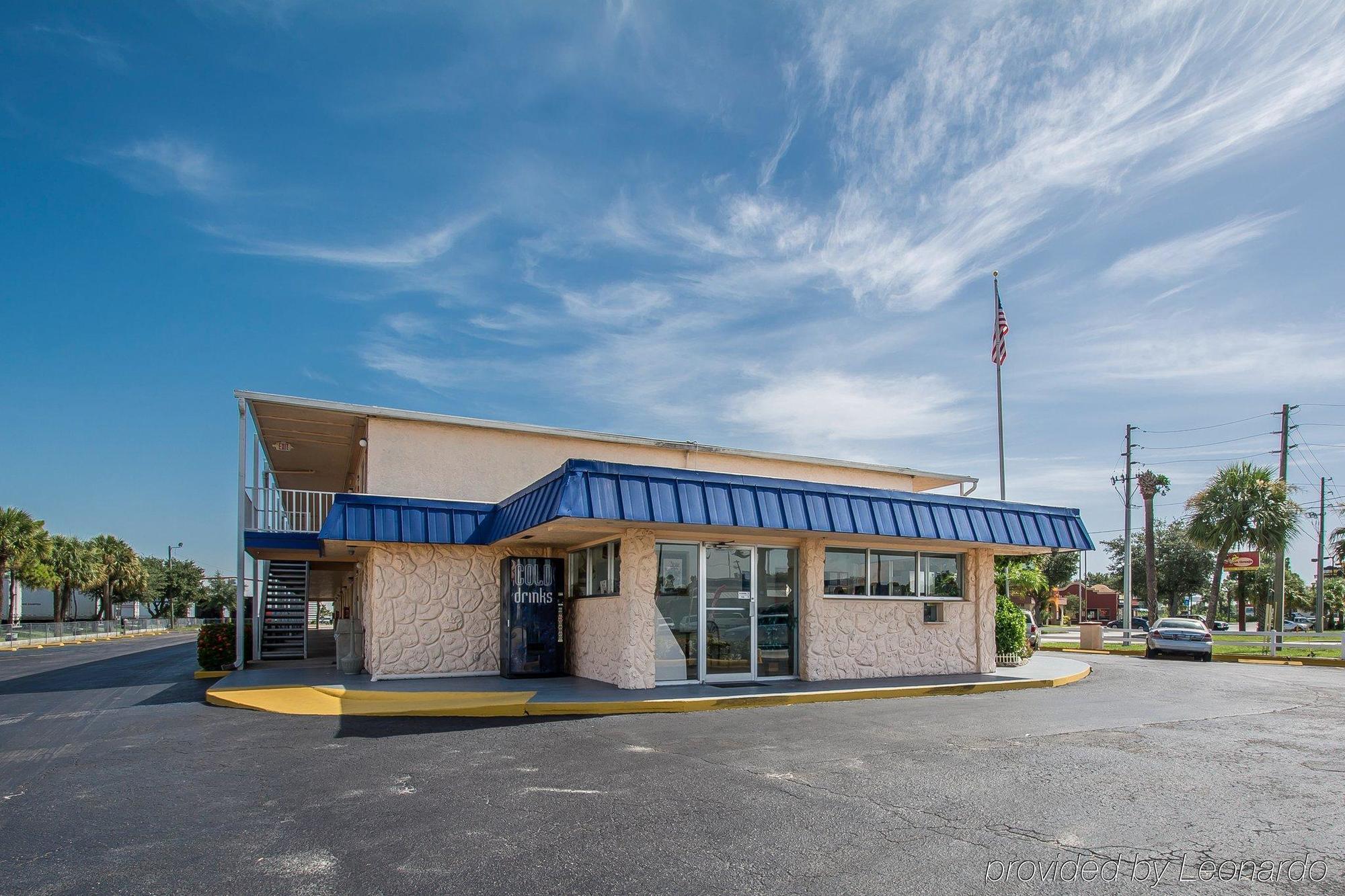 Rodeway Inn Fort Pierce I-95 Exterior foto