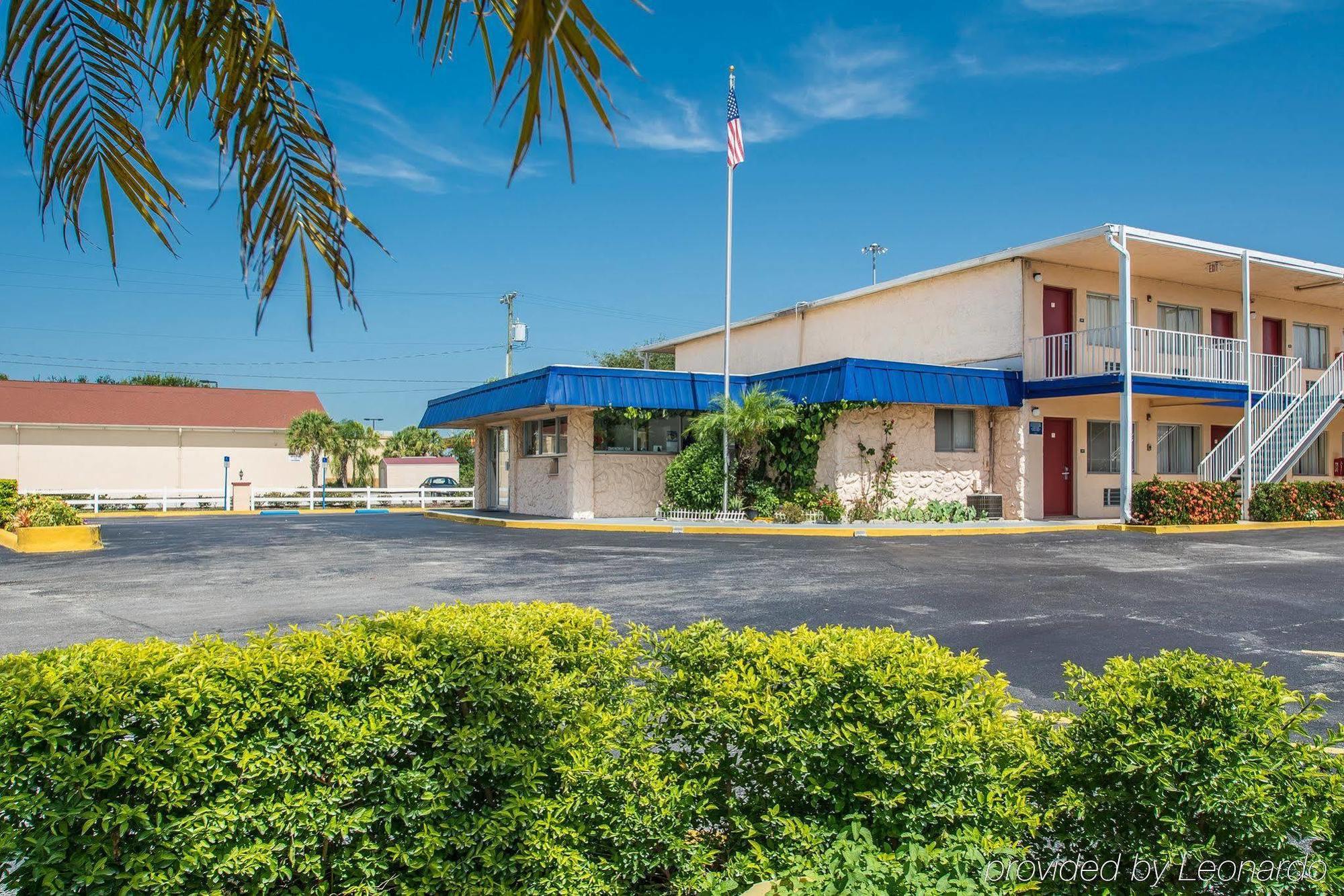 Rodeway Inn Fort Pierce I-95 Exterior foto